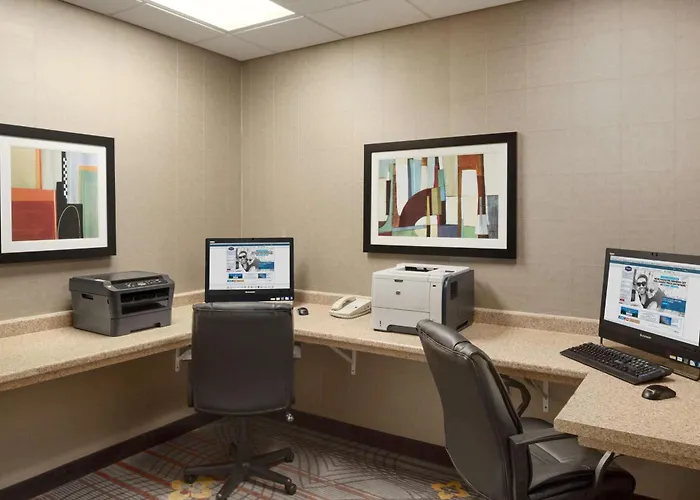Hampton Inn & Suites Detroit Sterling Heights