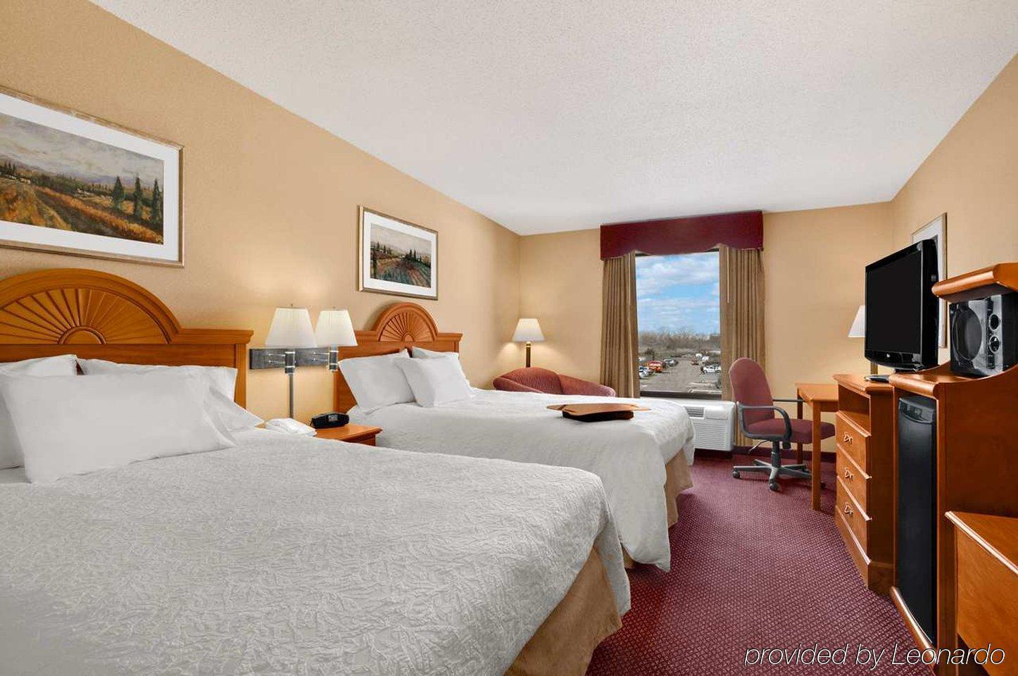 Hotel Hampton & Detroit Sterling Heights