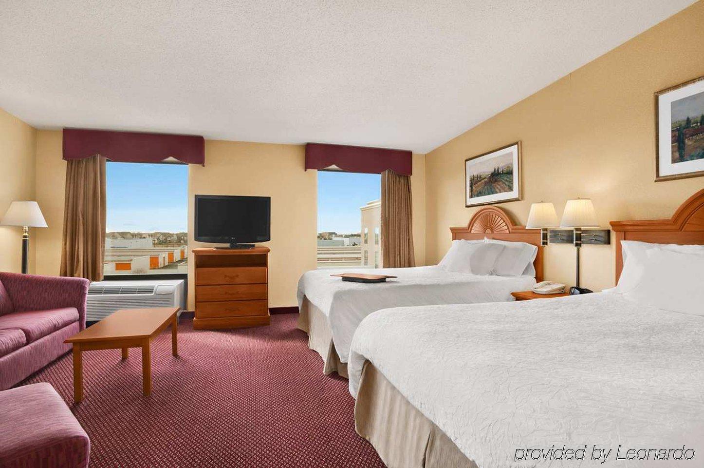 Hampton & Detroit Hotel Sterling Heights